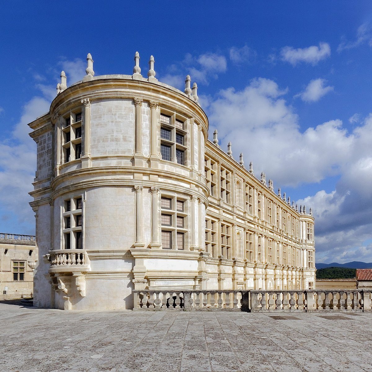 Getting Married in Grignan, Provence: a Guide for International Couples